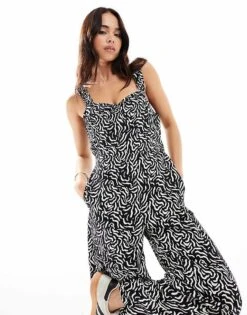Nobody's Child Gill Wide Leg Jumpsuit In Black And White Squiggle Print For Women -Nobody’s Child Shop 206193138 1 blackandwhite 1