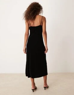 Nobody's Child Eliana Bow Front Midi Dress In Black For Women -Nobody’s Child Shop 207276261 3