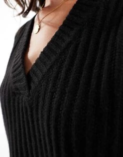 Nobody's Child V Neck Knitted Vest In Black For Women -Nobody’s Child Shop 207281859 4