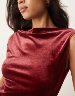 Nobody's Child Camile Velvet Midi Dress In Red For Women -Nobody’s Child Shop 207332518 4