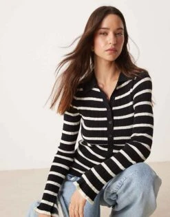 Nobody's Child Ribbed Button Through Top In Knitted Stripe For Women Black