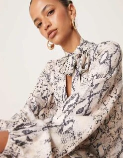 Nobody's Child Carla Scarf Midaxi Dress In Snake Print For Women -Nobody’s Child Shop 207786014 3