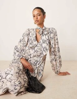 Nobody's Child Carla Scarf Midaxi Dress In Snake Print For Women -Nobody’s Child Shop 207786014 4