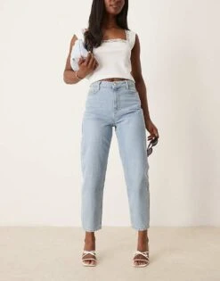Nobody's Child Barrel Leg Jeans In Light Wash Denim For Women -Nobody’s Child Shop 207786170 1 lightwash 1