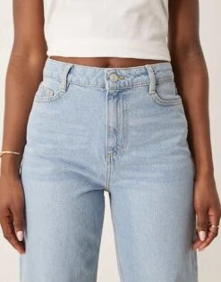 Nobody's Child Barrel Leg Jeans In Light Wash Denim For Women -Nobody’s Child Shop 207786170 5