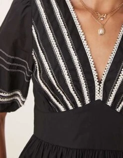 Nobody's Child Rosa Midi Dress In Black With Panel Stripe For Women -Nobody’s Child Shop 208035519 4