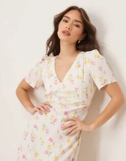 Nobody's Child Flora Midi Tea Dress In Cream Tulip For Women -Nobody’s Child Shop 208075342 4