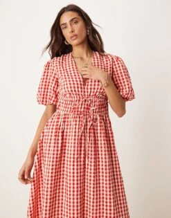 Nobody's Child Scottie V-neck Midi Dress In Red Gingham For Women